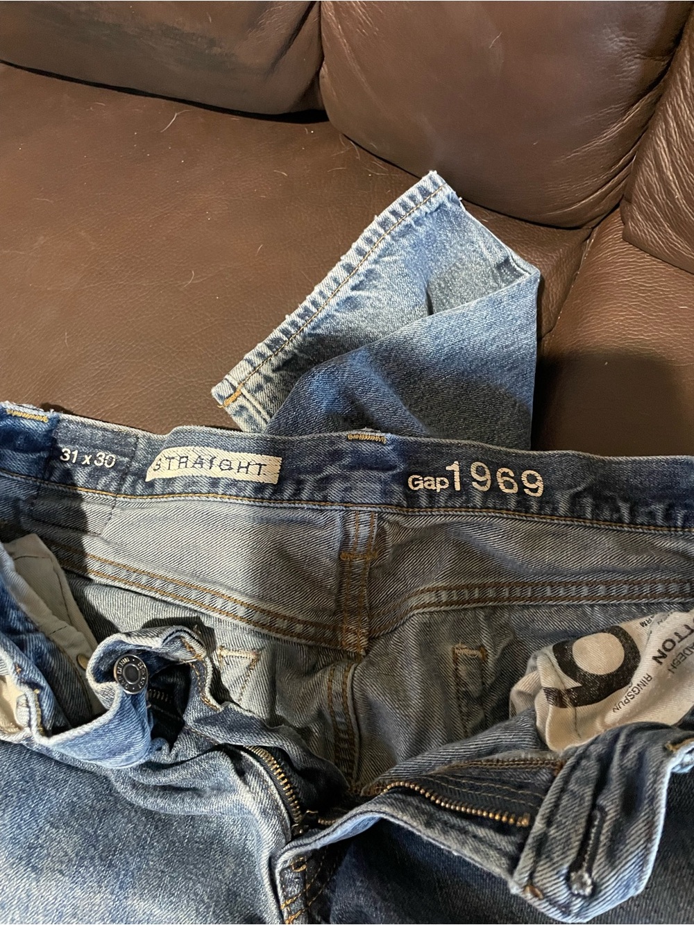 Women's Gap 1969 Straight leg Jeans in Light Blue Wash